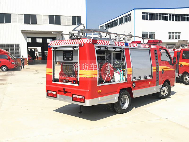 �|�L(f��ng)С�ͼ�(x��)ˮ�F����܇(���A�{���)