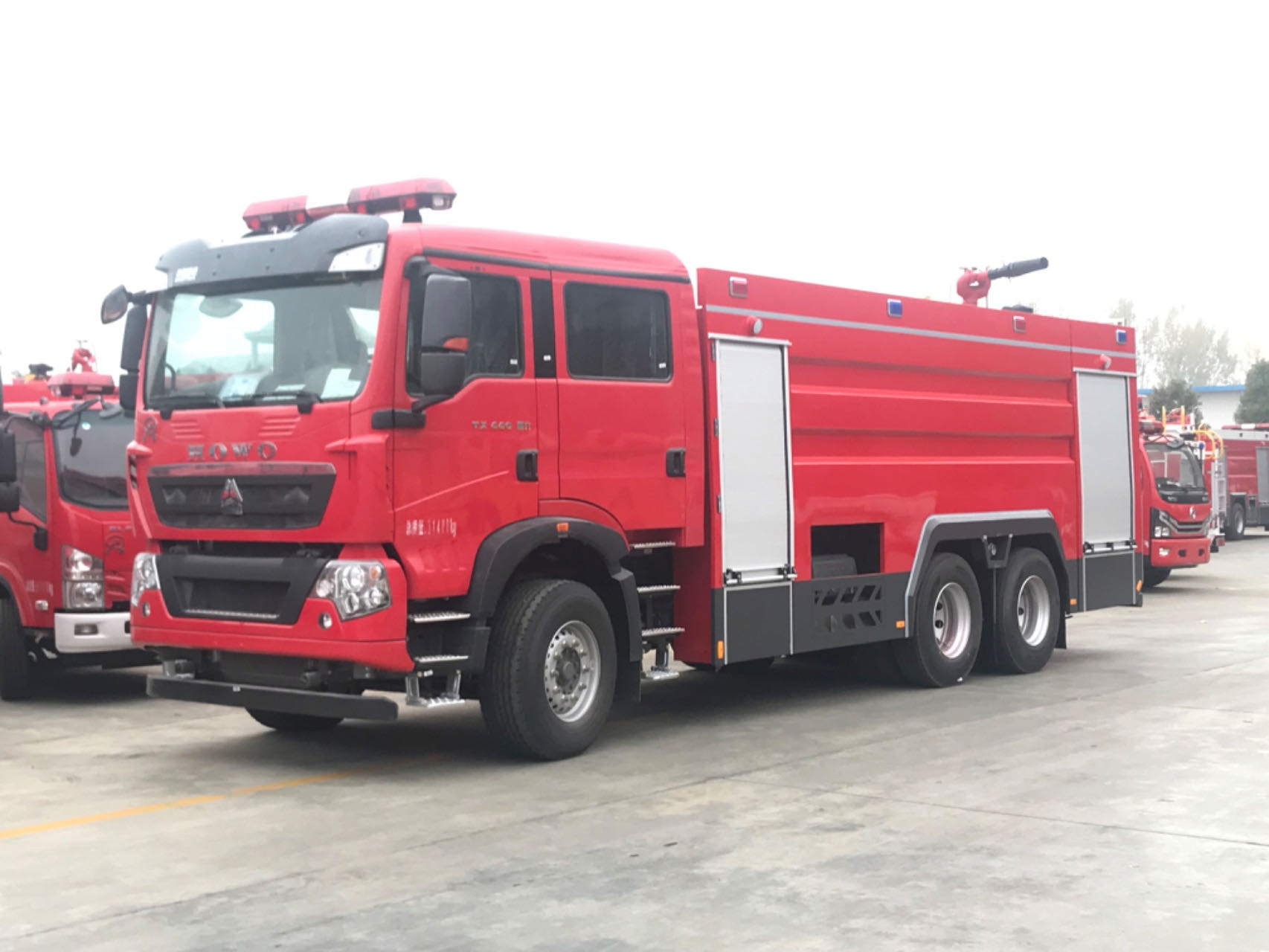 ����8���ɷ���ĭ(li��n)������܇