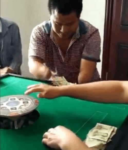 網(wǎng)上審核不通不能提款的破解方案（圖）